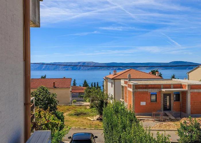 アパート Idyllisches Nur 300 Meter Zum Mit Meerblick, Garten, Grill, Parkplatz ノヴィ・ヴィノドロスキー