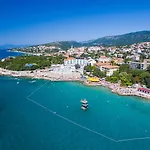 Idyllisches Nur 300 Meter Zum Mit Meerblick, Garten, Grill, Parkplatz Апартаменты *
